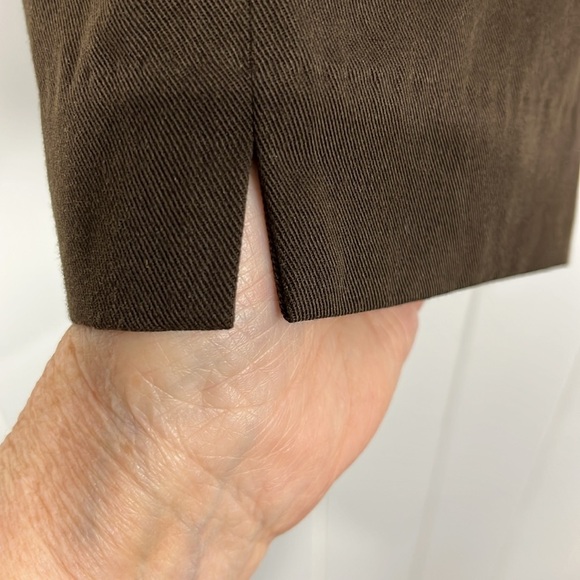 Studio Works Womens Shorts 14 Chocolate Zip/Button Close Pockets Cotton/Poly NWT - Picture 6 of 14